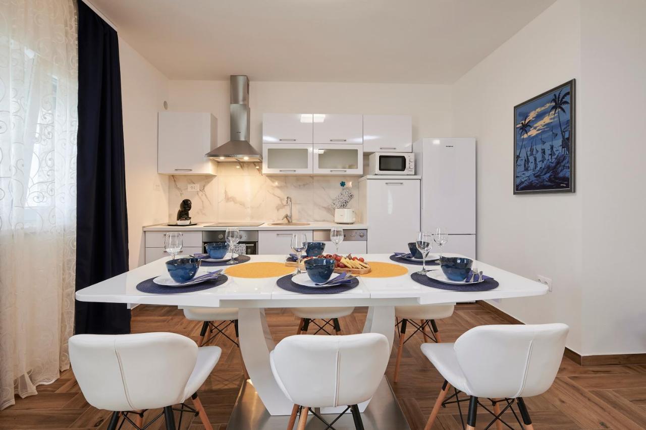 New 4* Apartman Zoa In Трогир Экстерьер фото