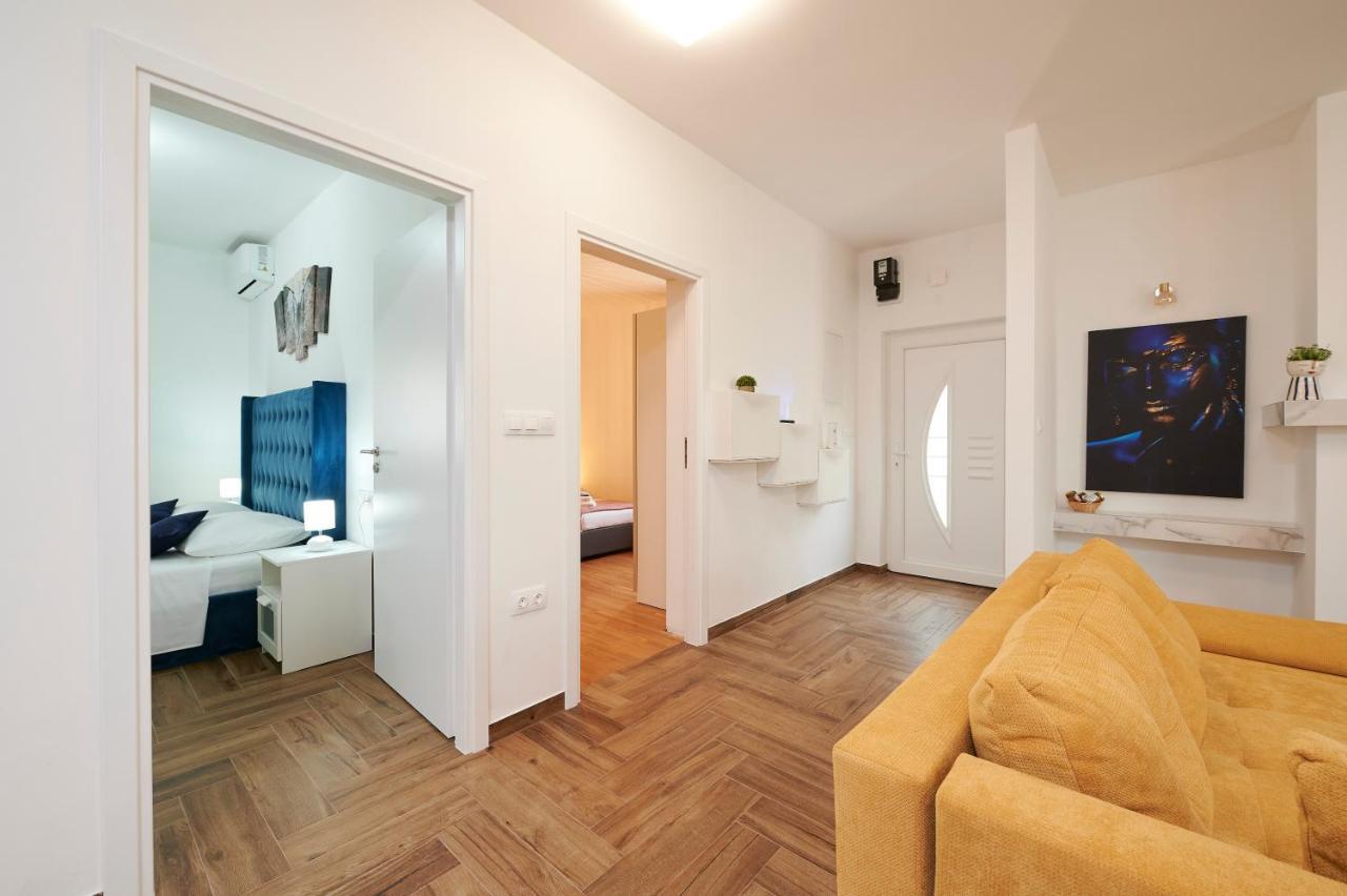 New 4* Apartman Zoa In Трогир Экстерьер фото
